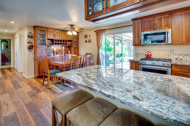 2218 SW 79th Street, Redmond, OR 97756