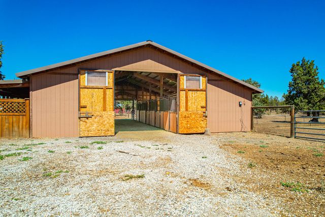 2218 SW 79th Street, Redmond, OR 97756