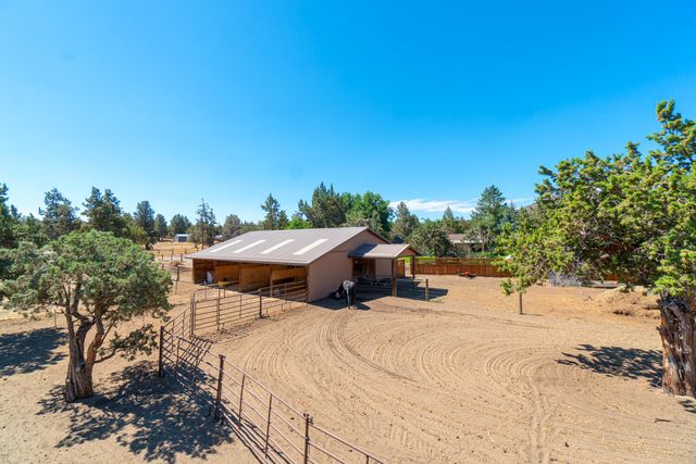 2218 SW 79th Street, Redmond, OR 97756