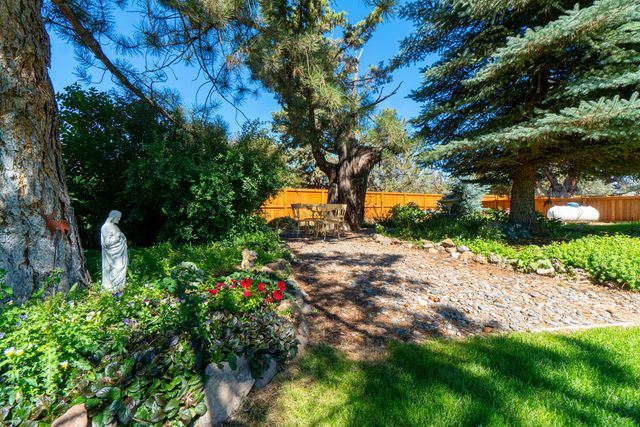 2218 SW 79th Street, Redmond, OR 97756