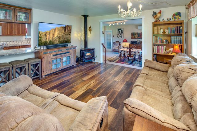 2218 SW 79th Street, Redmond, OR 97756