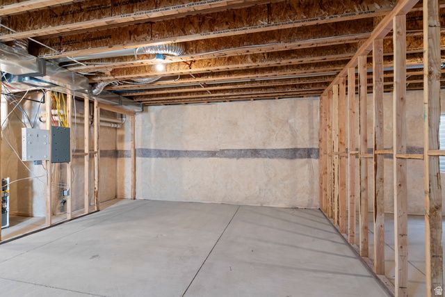 799 W HALVORSEN PKWY, Saratoga Springs, UT 84045