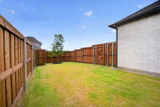 3913 Script Street, Celina, TX 75078