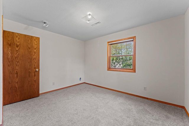 1827 Huntington Park Drive, Reedsburg, WI 53959