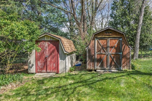 1827 Huntington Park Drive, Reedsburg, WI 53959