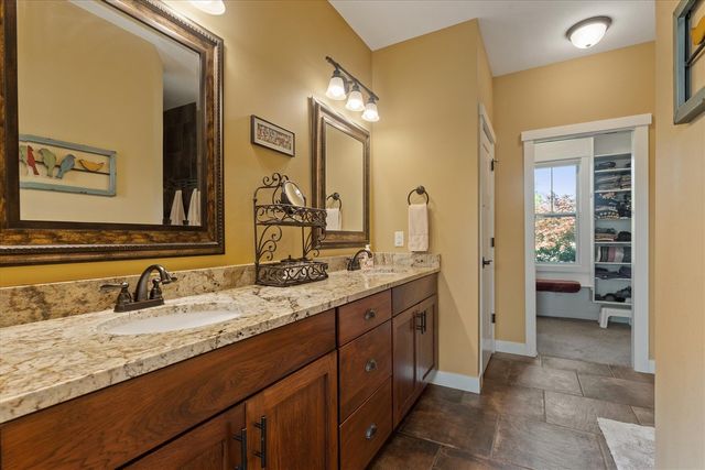 1110 Forest Brook Drive, Saint Joseph, MI 49085