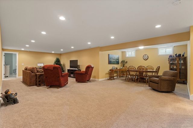 1110 Forest Brook Drive, Saint Joseph, MI 49085