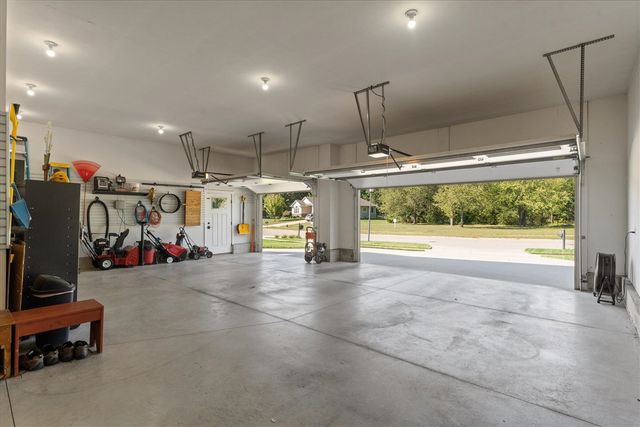 1110 Forest Brook Drive, Saint Joseph, MI 49085