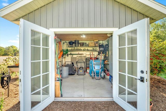 1110 Forest Brook Drive, Saint Joseph, MI 49085