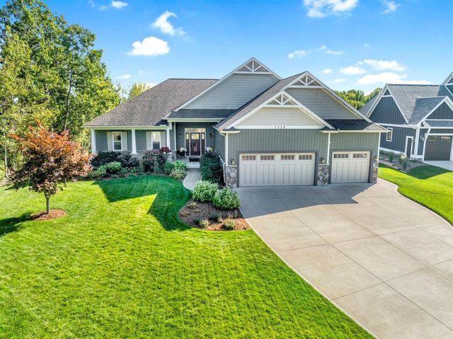 1110 Forest Brook Drive, Saint Joseph, MI 49085