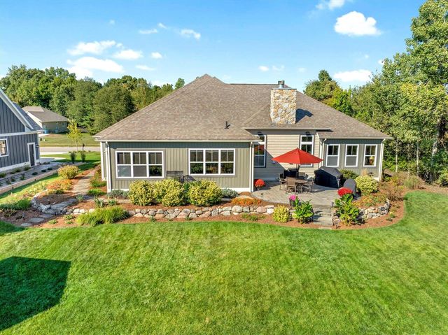 1110 Forest Brook Drive, Saint Joseph, MI 49085