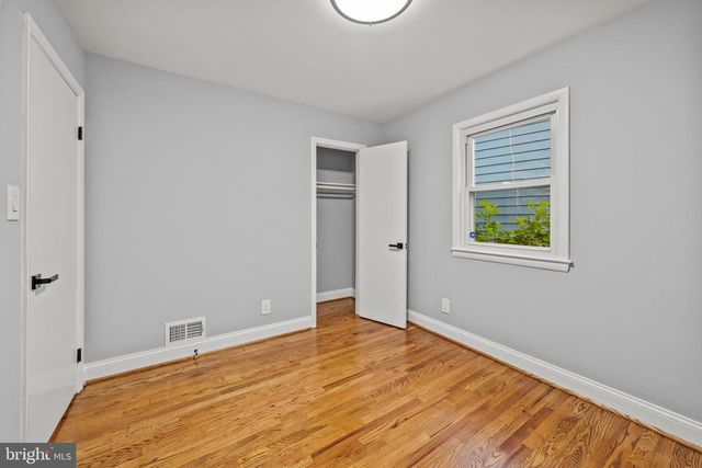 8405 58TH AVE, College Park, MD 20740