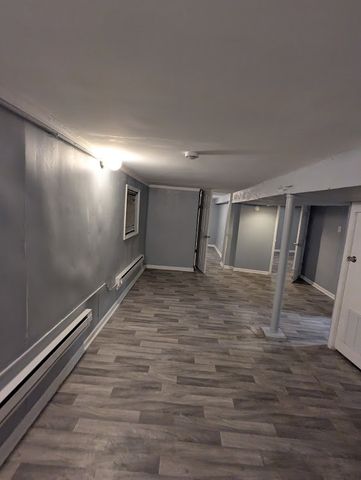 8601 S Kingston Avenue, Chicago, IL 60617