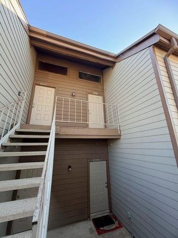 8335 Sands Point Drive 206, Houston, TX 77036