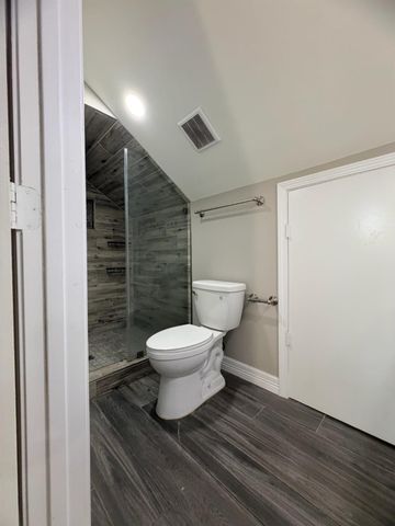 8335 Sands Point Drive 206, Houston, TX 77036