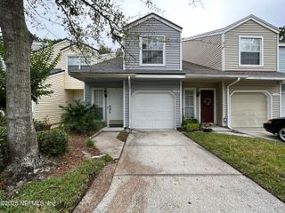 11306 LAKE MANDARIN Circle E, Jacksonville, FL 32223