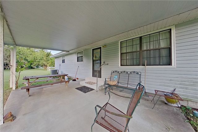 2142 Ben Couch Road, Blackshear, GA 31516