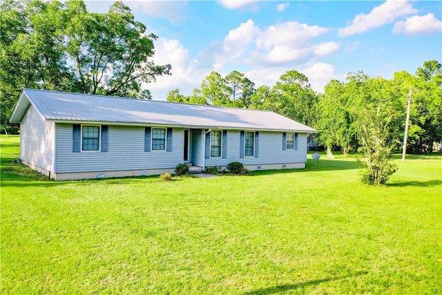 2142 Ben Couch Road, Blackshear, GA 31516
