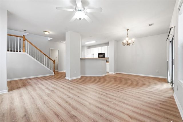 1006 Ivydale Circle, Lawrenceville, GA 30045