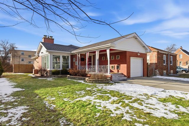 9806 S HARDING Avenue, Evergreen Park, IL 60805