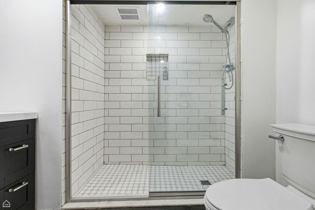 9806 S HARDING Avenue, Evergreen Park, IL 60805