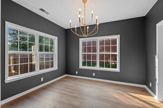 2422 Taylor Close, Murfreesboro, TN 37130
