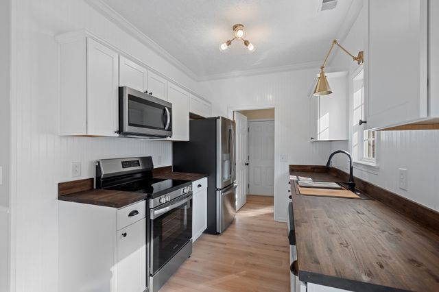 2422 Taylor Close, Murfreesboro, TN 37130