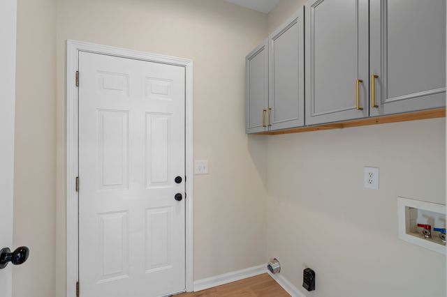2422 Taylor Close, Murfreesboro, TN 37130