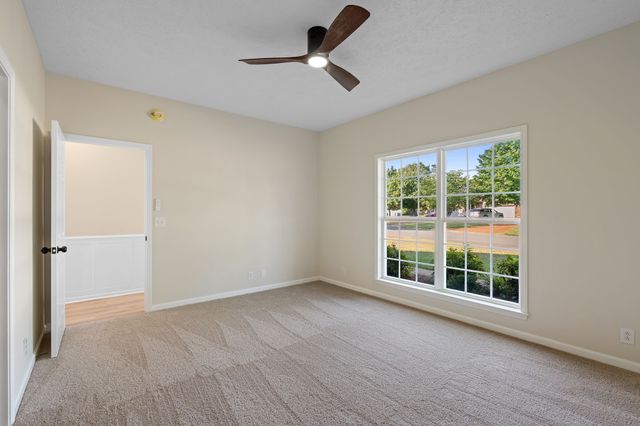2422 Taylor Close, Murfreesboro, TN 37130
