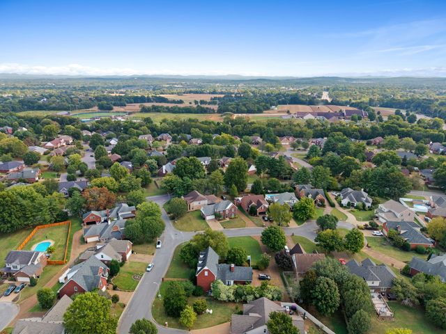 2422 Taylor Close, Murfreesboro, TN 37130