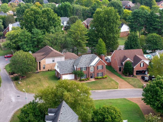2422 Taylor Close, Murfreesboro, TN 37130