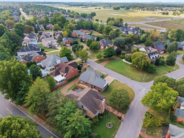 2422 Taylor Close, Murfreesboro, TN 37130