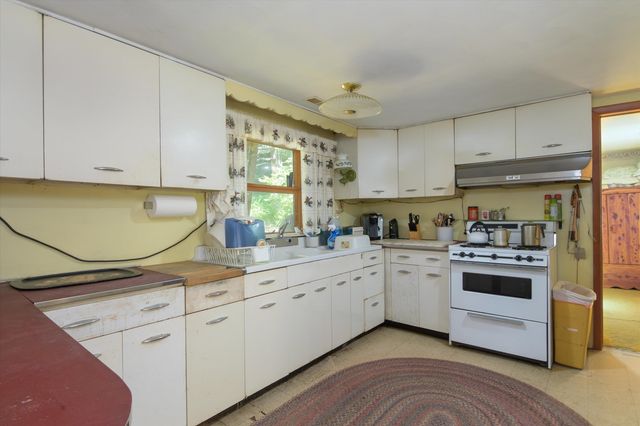 57 Eddy Road, Newfane, VT 05345