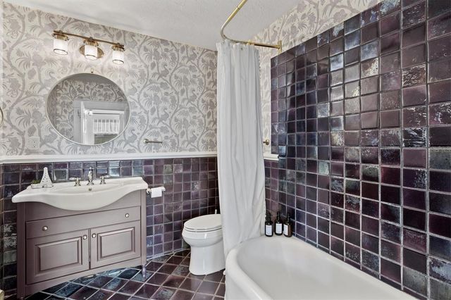 1523 1ST AVENUE W, Bradenton, FL 34205