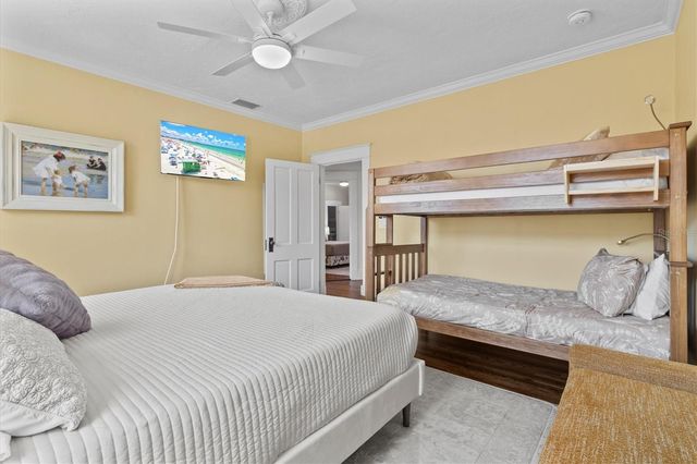 1523 1ST AVENUE W, Bradenton, FL 34205