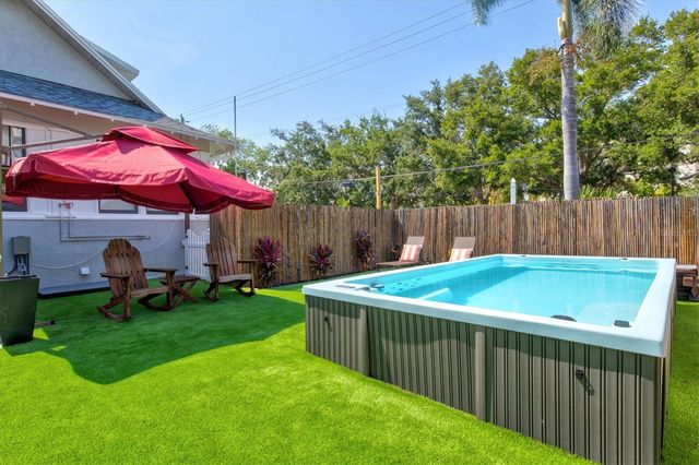 1523 1ST AVENUE W, Bradenton, FL 34205