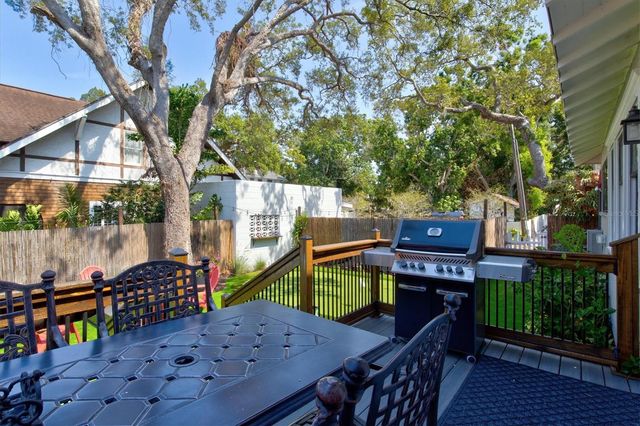 1523 1ST AVENUE W, Bradenton, FL 34205