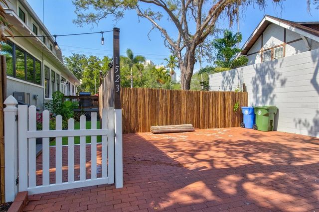 1523 1ST AVENUE W, Bradenton, FL 34205