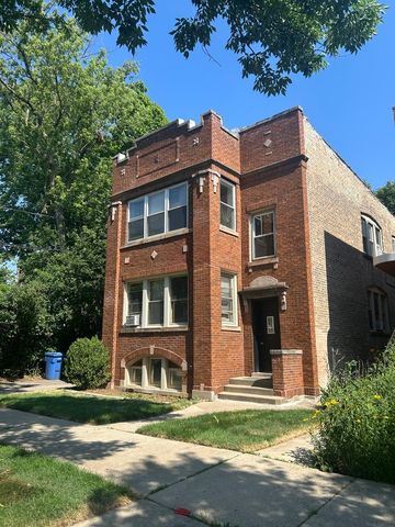 3240 W Victoria Street, Chicago, IL 60659