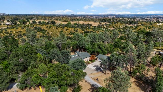 6949 Rector Creek Road, Igo, CA 96047