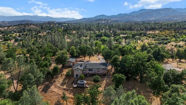 6949 Rector Creek Road, Igo, CA 96047