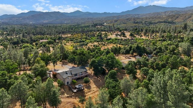 6949 Rector Creek Road, Igo, CA 96047