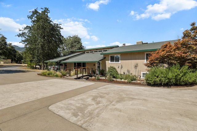 6949 Rector Creek Road, Igo, CA 96047