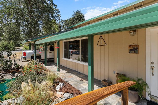 6949 Rector Creek Road, Igo, CA 96047
