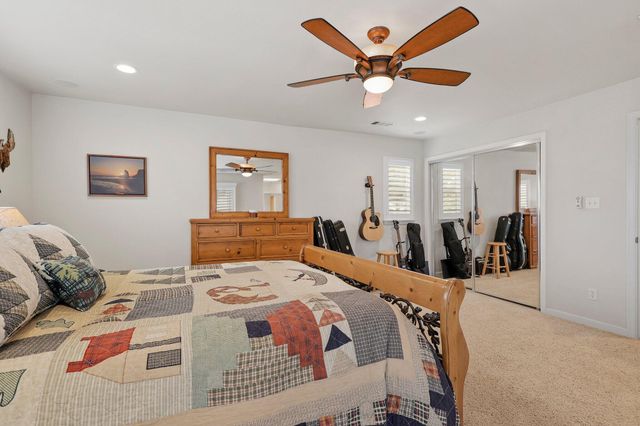 6949 Rector Creek Road, Igo, CA 96047