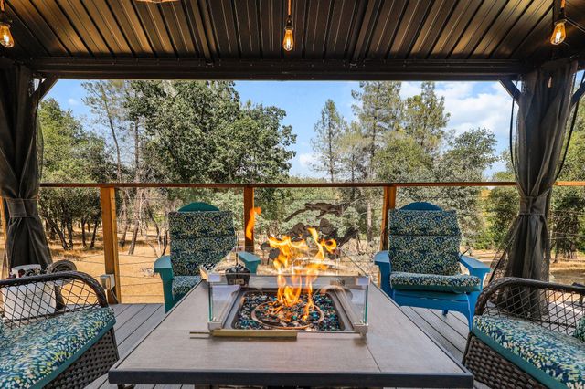 6949 Rector Creek Road, Igo, CA 96047