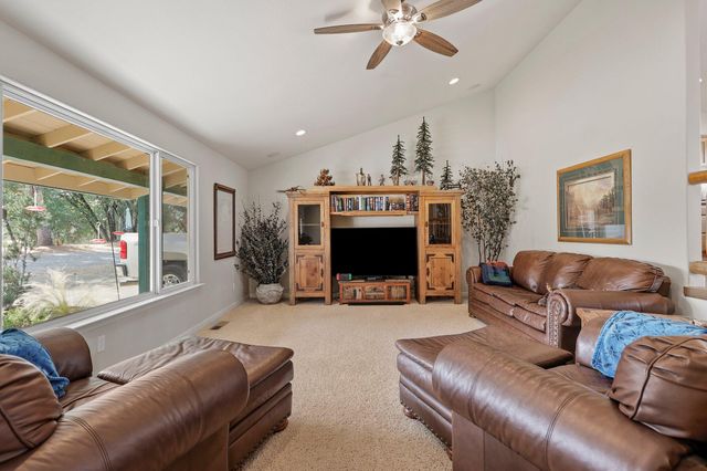 6949 Rector Creek Road, Igo, CA 96047