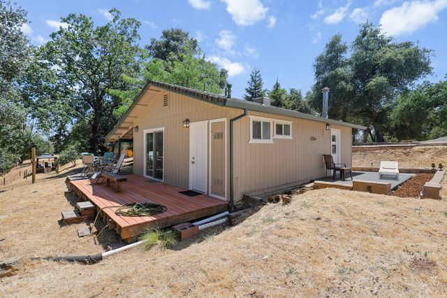 6949 Rector Creek Road, Igo, CA 96047