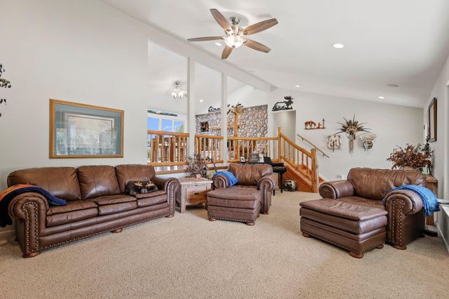 6949 Rector Creek Road, Igo, CA 96047