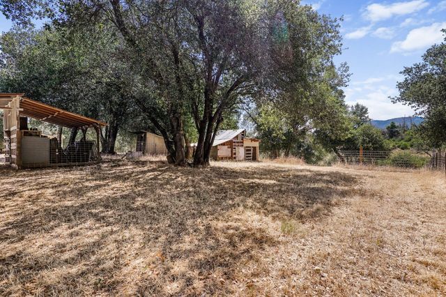 6949 Rector Creek Road, Igo, CA 96047